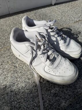 Nike White Low-Top Leather Sneakers